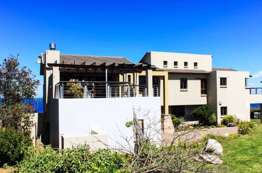 To Let  Bedroom Property for Rent in Oubaai Western Cape